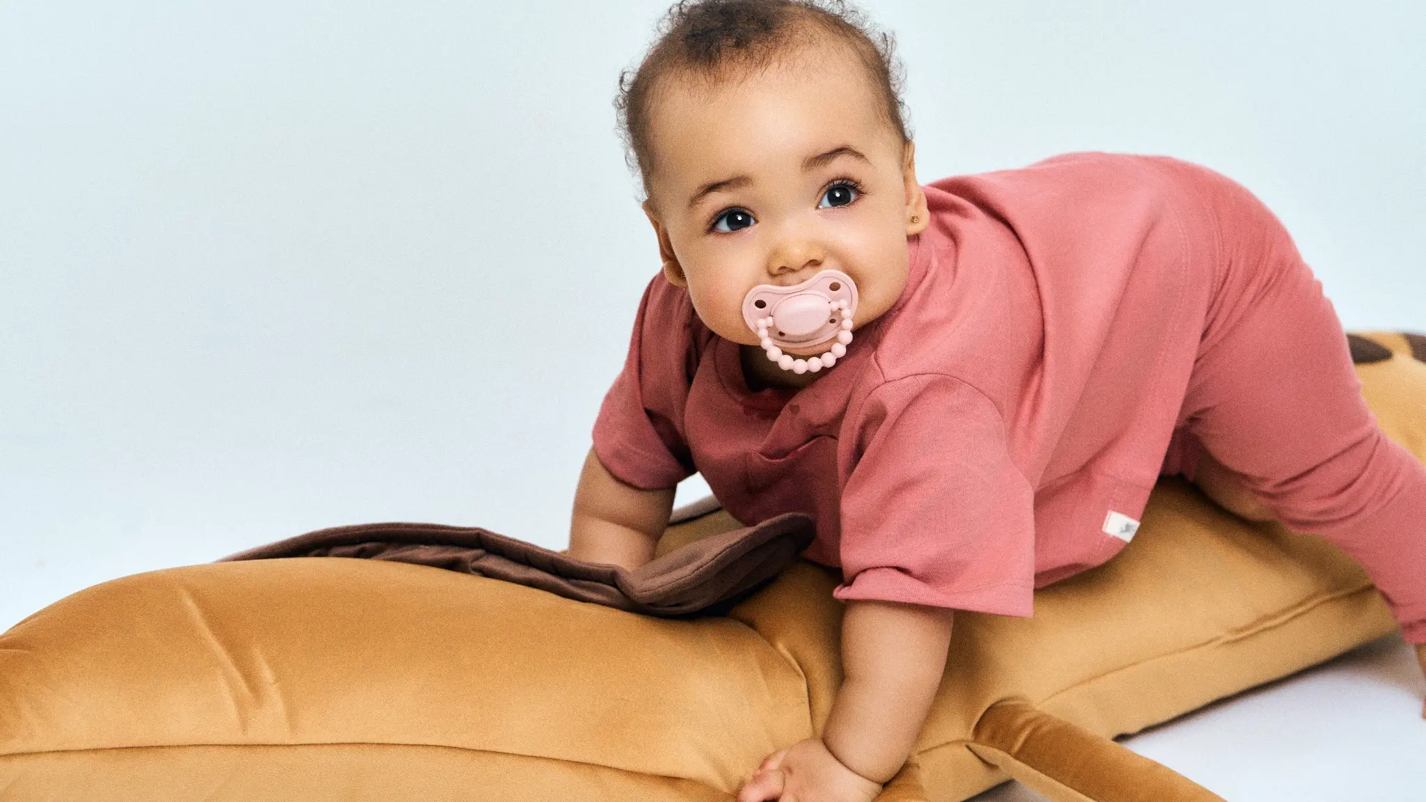 Cover image: Why Won’t My Baby Take a Dummy? What to Check Without Forcing It